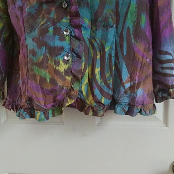 🌿💝Multi Colored Top💝🌿 - Picture 7 of 8